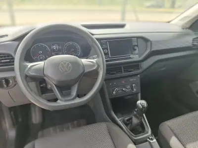 Volkswagen T-Cross 2021 - 185 EUR, 39123 km - AUTO.MOTO.pt - 39123km - foto 19 de 23
