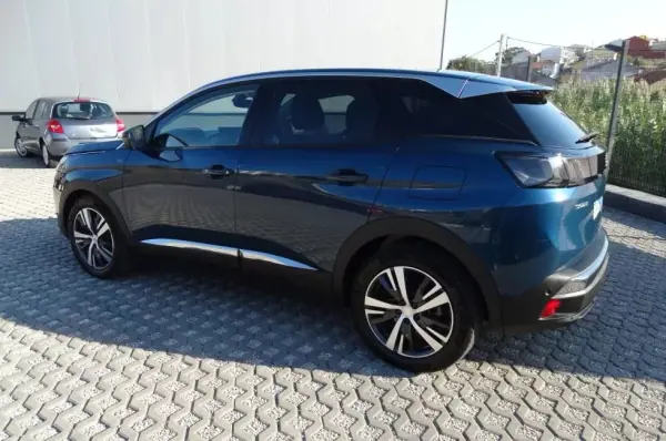 Peugeot 3008 2022 - 23890 EUR, 55992 km - AUTO.MOTO.pt - 55992km - foto 27 de 30