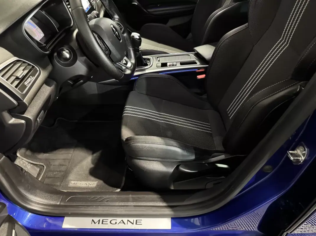 Renault Mégane Sport Tourer 2017 - 13900 EUR, 196500 km - 196500km - foto 35 de 51
