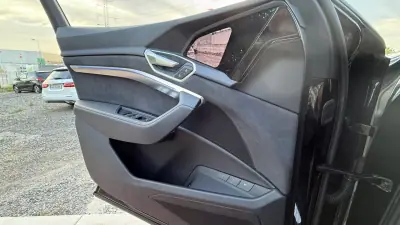 Audi e-tron Sportback 2022 - 39990 EUR, 82000 km - 82000km - foto 40 de 45