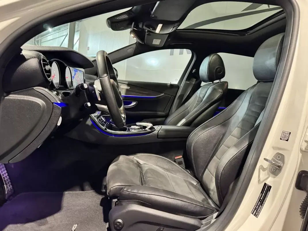 Mercedes-Benz E 220 2017 - 23900 EUR, 348000 km - 348000km - foto 5 de 58