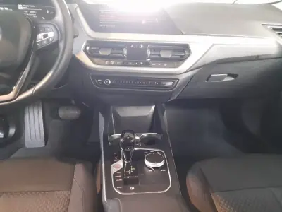 BMW 116 2022 - 23490 EUR, 83559 km - AUTO.MOTO.pt - 83559km - foto 14 de 16