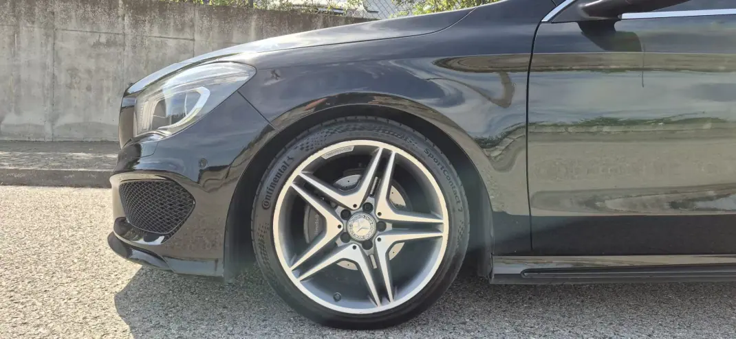 Mercedes-Benz CLA 200 2015 - 21000 EUR, 156000 km - AUTO.MOTO.pt - 156000km - foto 5 de 26
