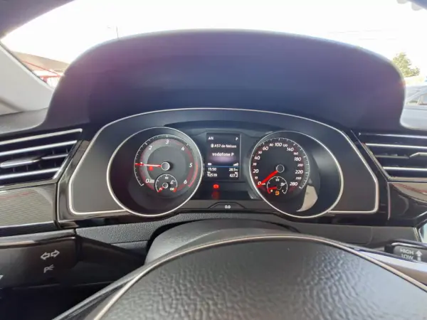 Volkswagen Arteon 2019 - 24750 EUR, 92519 km - AUTO.MOTO.pt - 92519km - foto 42 de 42