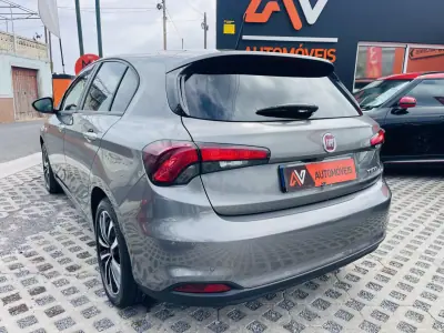 Fiat Tipo 2020 - 12950 EUR, 102030 km - AUTO.MOTO.pt - 102030km - foto 5 de 12