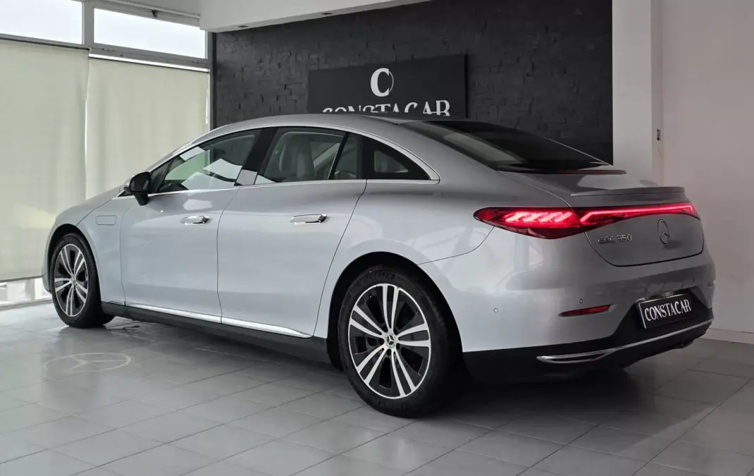 Mercedes-Benz EQE 2023 - 44900 EUR, 108002 km - AUTO.MOTO.pt - 108002km - foto 13 de 40