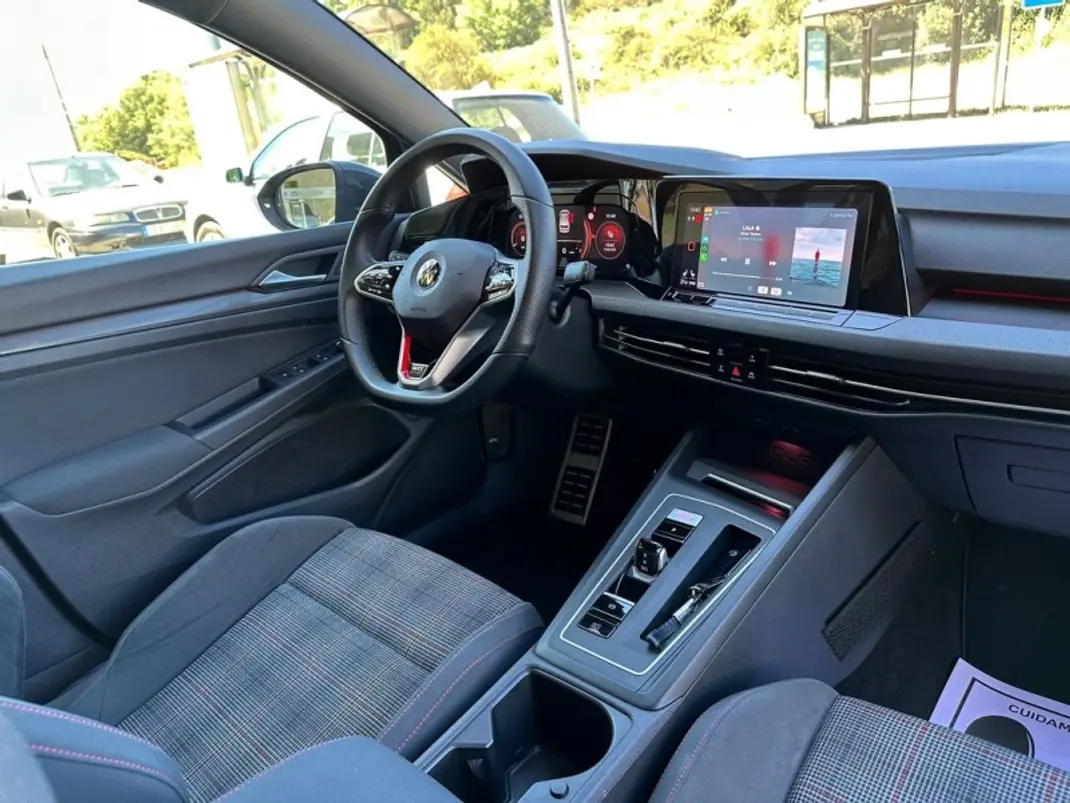 Volkswagen Golf 2021 - 37999 EUR, 33000 km - AUTO.MOTO.pt - 33000km - foto 51 de 57