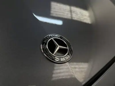 Mercedes-Benz E 300 2019 - 25750 EUR, 235639 km - AUTO.MOTO.pt - 235639km - foto 18 de 20
