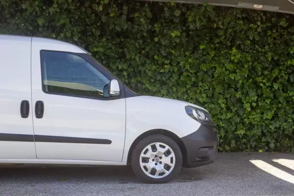 Fiat Doblo 2021 - 12900 EUR, 169000 km - AUTO.MOTO.pt - 169000km - foto 5 de 15