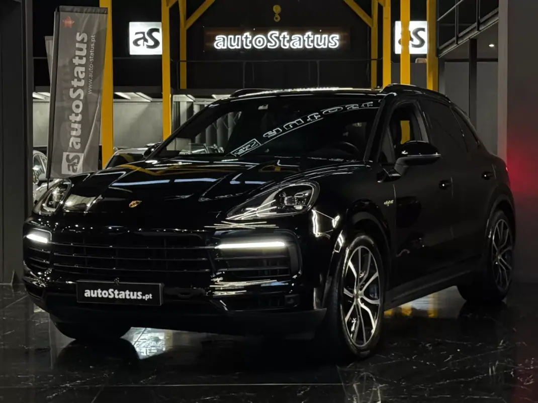 Porsche Cayenne 2021 - 74990 EUR, 85200 km - AUTO.MOTO.pt - 85200km - foto 6 de 37