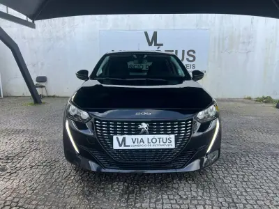 Peugeot 208 2021 - 12250 EUR, 69175 km - AUTO.MOTO.pt - 69175km - foto 3 de 11