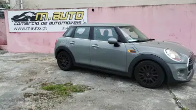 MINI 5 Portas 2016 - 8999 EUR, 224000 km - AUTO.MOTO.pt - 224000km - foto 3 de 32