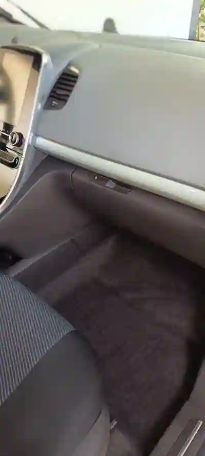 Renault Espace 2016 - 19500 EUR, 165000 km - AUTO.MOTO.pt - 165000km - foto 13 de 15