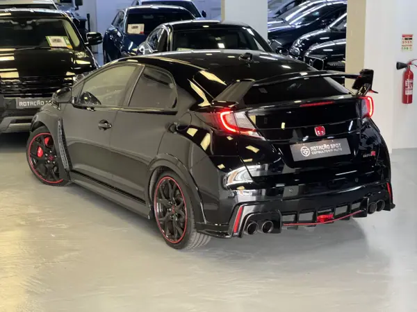 Honda Civic 2016 - 30990 EUR, 140000 km - AUTO.MOTO.pt - 140000km - foto 12 de 60