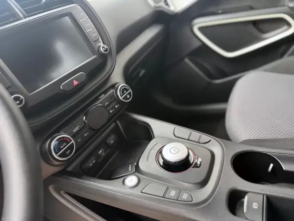 Kia e-Soul 2021 - 15900 EUR, 69728 km - AUTO.MOTO.pt - 69728km - foto 19 de 30