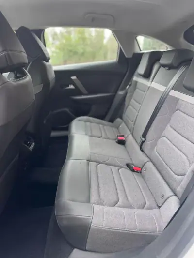 Citroën C4 2023 - 21500 EUR, 131039 km - AUTO.MOTO.pt - 131039km - foto 11 de 19