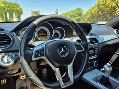 Mercedes-Benz C 220 2012 - 14900 EUR, 290081 km - AUTO.MOTO.pt - 290081km - foto 15 de 36