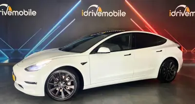 Tesla Model 3 2020 - 29900 EUR, 108726 km - AUTO.MOTO.pt - 108726km - foto 36 de 36