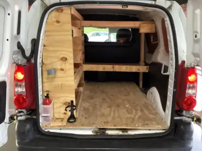 Citroën Berlingo 1.6 E-Hdi L1 Cargo Box 2012 - 5990 EUR, 342453 km - AUTO.MOTO.pt - 342453km - foto 5 de 6