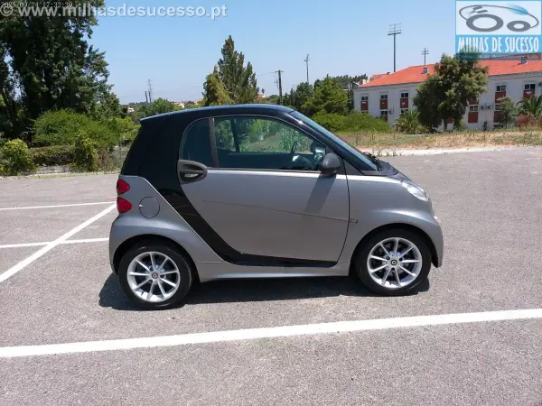 Smart ForTwo Coupé 2013 - 6850 EUR, 151000 km - AUTO.MOTO.pt - 151000km - foto 3 de 20