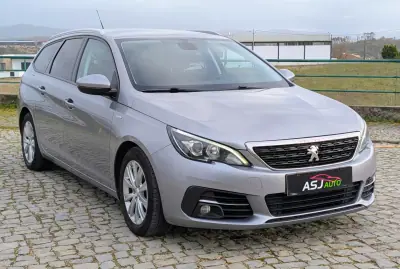 Peugeot 308 SW 2019 - 8500 EUR, 208333 km - AUTO.MOTO.pt - 208333km - foto 4 de 22