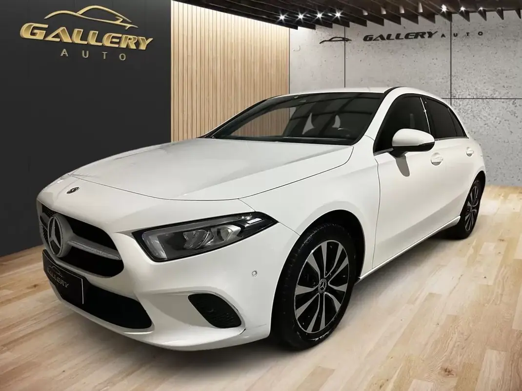 Mercedes-Benz A 250 2022 - 27800 EUR, 78000 km - AUTO.MOTO.pt - 78000km - foto 1 de 20