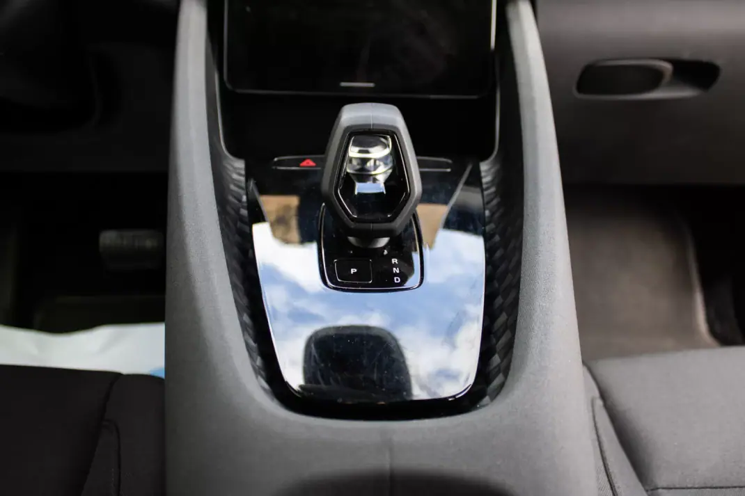 Polestar 2 2021 - 22500 EUR, 138000 km - AUTO.MOTO.pt - 138000km - foto 42 de 46