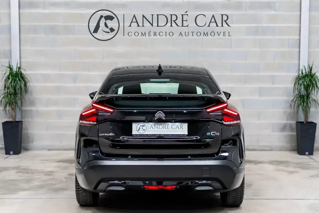Citroën e-C4 2024 - 22950 EUR, 9452 km - AUTO.MOTO.pt - 9452km - foto 8 de 53