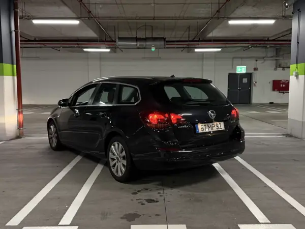 Opel Astra 2012 - 4500 EUR, 205000 km - AUTO.MOTO.pt - 205000km - foto 3 de 10