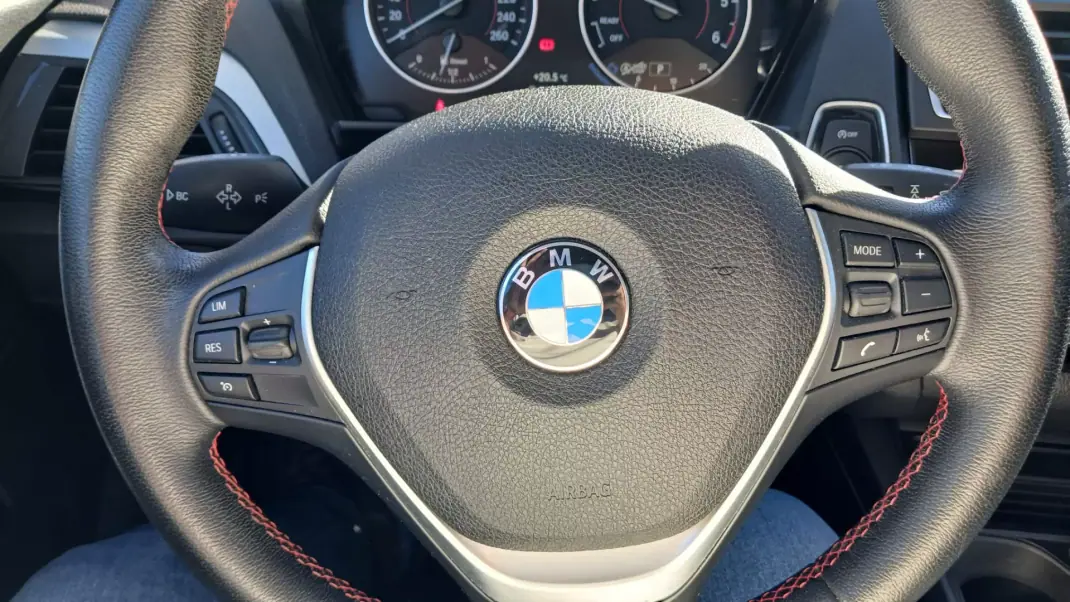 BMW 116 2017 - 17900 EUR, 93000 km - AUTO.MOTO.pt - 93000km - foto 12 de 17