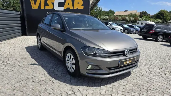 Volkswagen Polo 2018 - 11890 EUR, 88000 km - AUTO.MOTO.pt - 88000km - foto 9 de 31