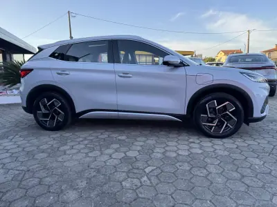 BYD Atto 3 2023 - 27500 EUR, 58000 km - 58000km - foto 5 de 49