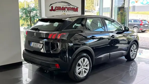 Peugeot 3008 2021 - 20499 EUR, 98021 km - AUTO.MOTO.pt - 98021km - foto 3 de 24