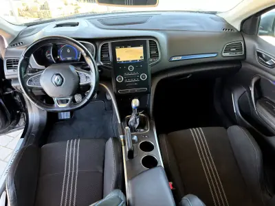 Renault Mégane 2016 - 12500 EUR, 160445 km - 160445km - foto 13 de 19