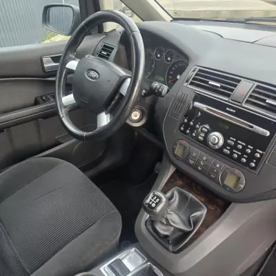 Ford C-Max 2005 - 5450 EUR, 238550 km - AUTO.MOTO.pt - 238550km - foto 8 de 17