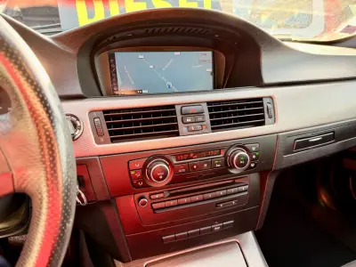 BMW 320 2011 - 14990 EUR, 259492 km - AUTO.MOTO.pt - 259492km - foto 12 de 12