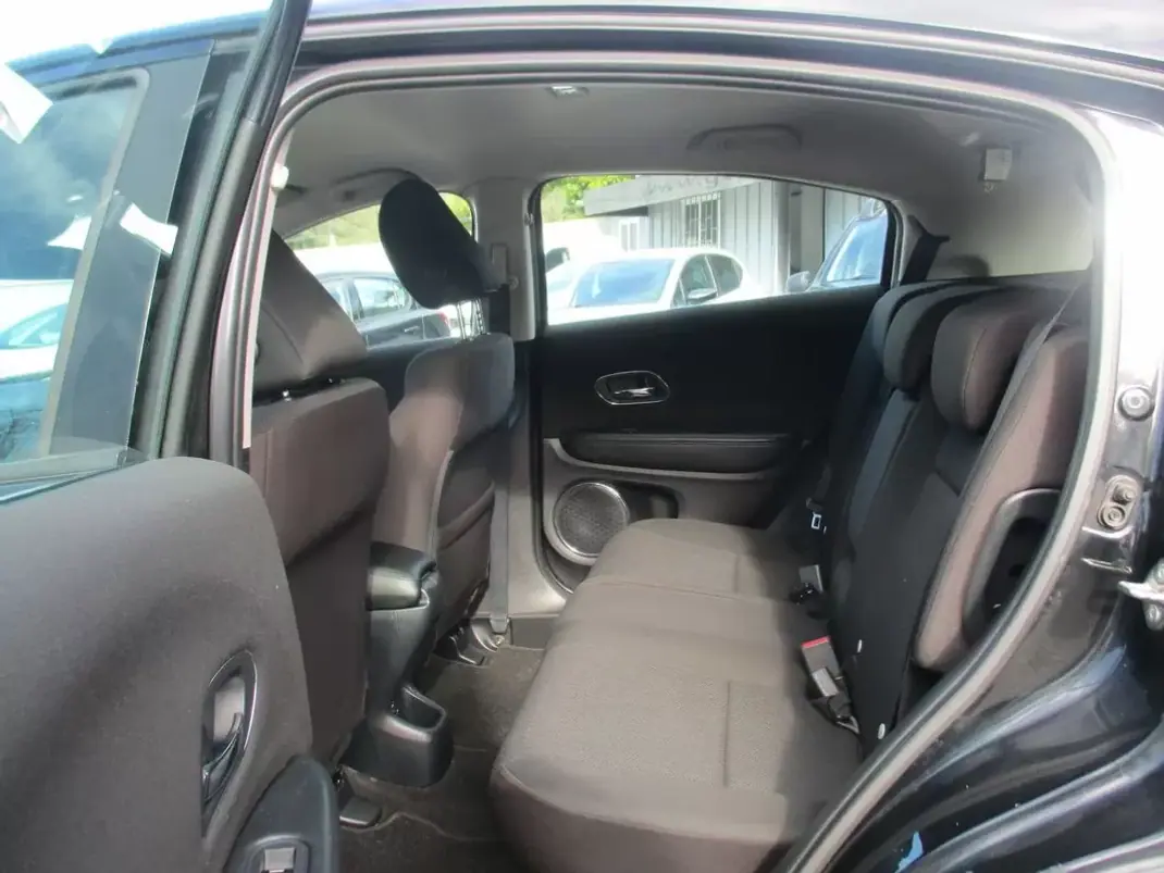 Honda HR-V 2016 - 14990 EUR, 99000 km - 99000km - foto 26 de 29