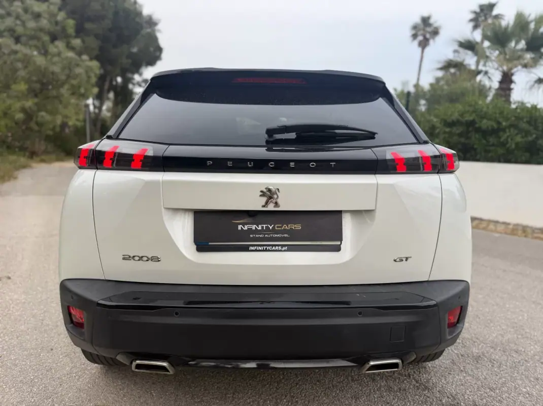 Peugeot 2008 2021 - 17999 EUR, 40000 km - AUTO.MOTO.pt - 40000km - foto 8 de 16