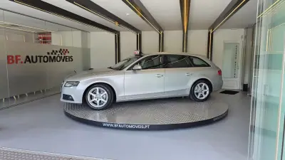 Audi A4 Avant 2010 - 9500 EUR, 253856 km - AUTO.MOTO.pt - 253856km - foto 13 de 52