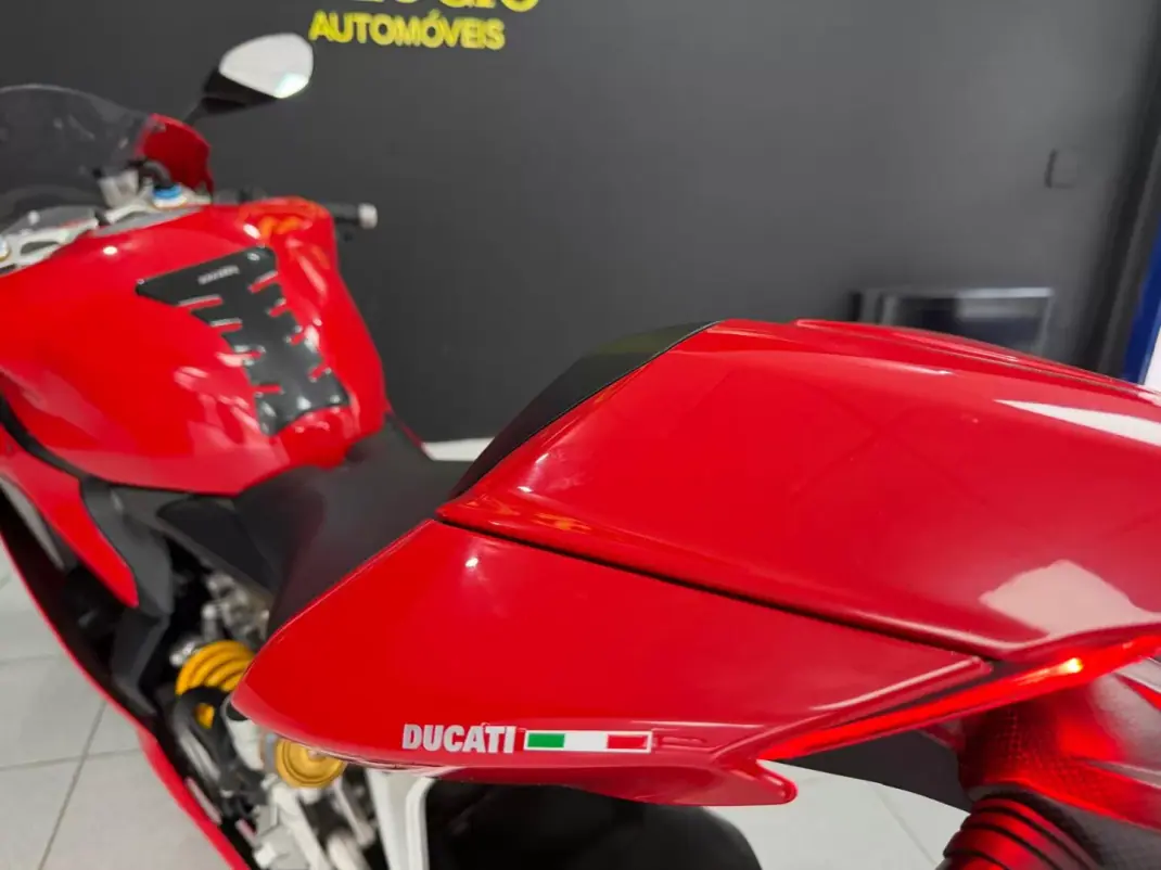 Ducati 1199 Panigale 2012 - 16500 EUR, 23573 km - 23573km - foto 12 de 20