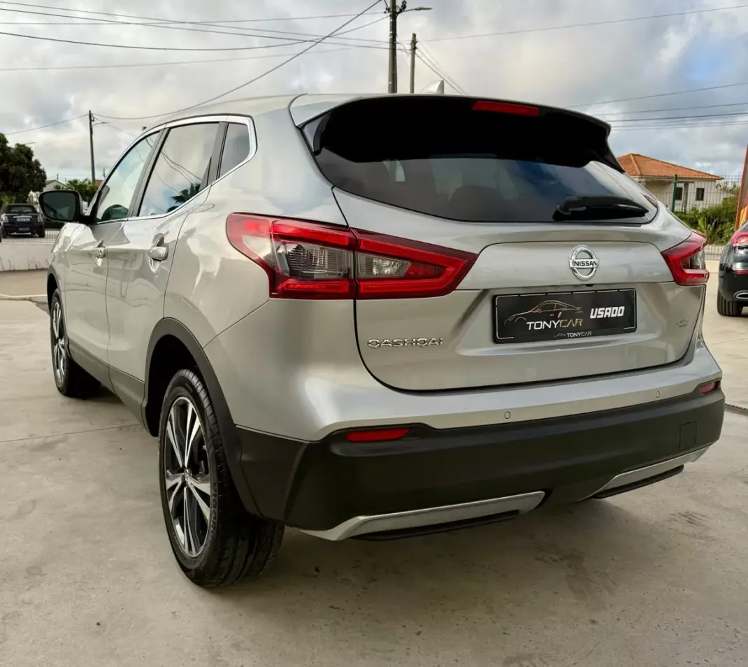Nissan Qashqai 2018 - 18490 EUR, 111000 km - 111000km - foto 25 de 39