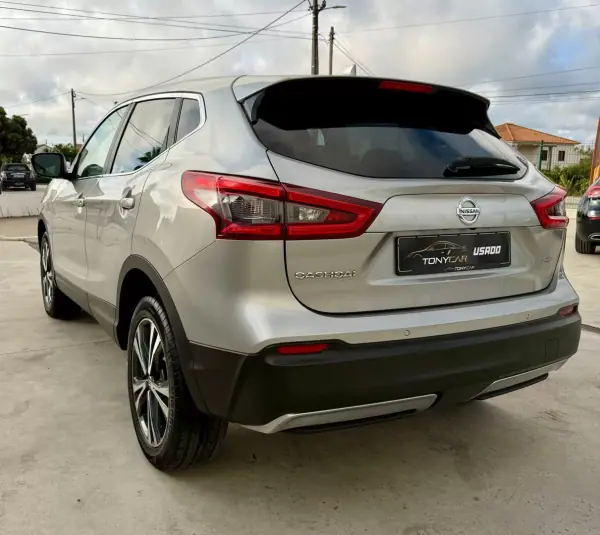 Nissan Qashqai 2018 - 18990 EUR, 111000 km - AUTO.MOTO.pt - 111000km - foto 25 de 39