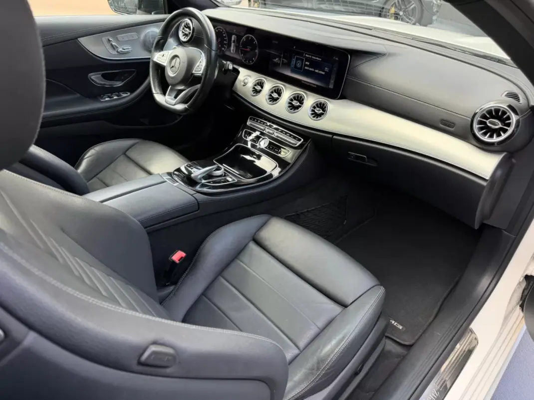 Mercedes-Benz E 220 2017 - 36900 EUR, 165000 km - AUTO.MOTO.pt - 165000km - foto 13 de 13
