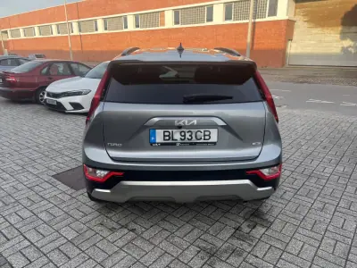 Kia Niro 2024 - 29500 EUR, 25000 km - AUTO.MOTO.pt - 25000km - foto 5 de 20