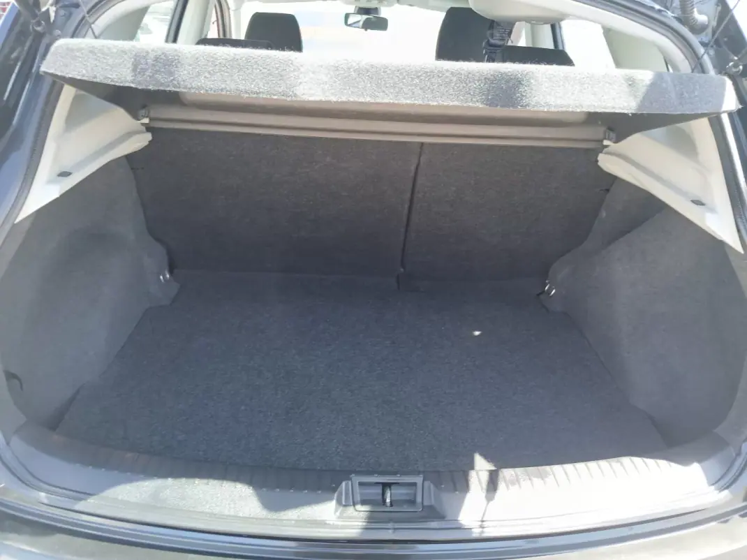 Nissan Qashqai 2011 - 8950 EUR, 149043 km - AUTO.MOTO.pt - 149043km - foto 26 de 26