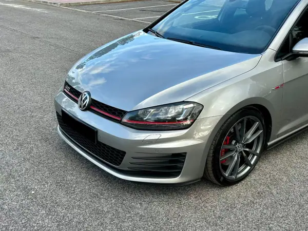 Volkswagen Golf 2013 - 19980 EUR, 106686 km - AUTO.MOTO.pt - 106686km - foto 2 de 19