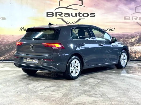 Volkswagen Golf 2022 - 22900 EUR, 66125 km - AUTO.MOTO.pt - 66125km - foto 6 de 29