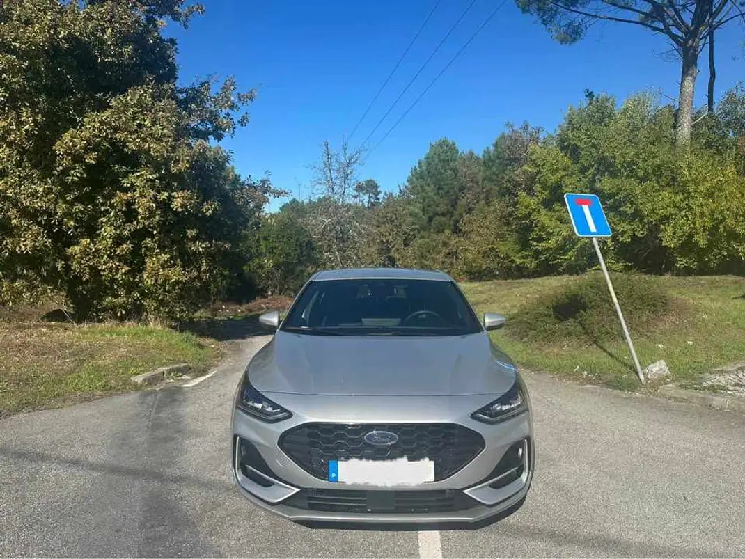 Ford Focus 2023 - 18000 EUR, 60000 km - AUTO.MOTO.pt - 60000km - foto 2 de 7