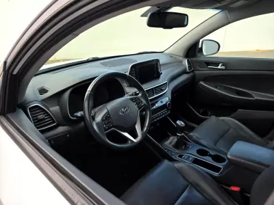 Hyundai Tucson 2019 - 18250 EUR, 137900 km - AUTO.MOTO.pt - 137900km - foto 13 de 31