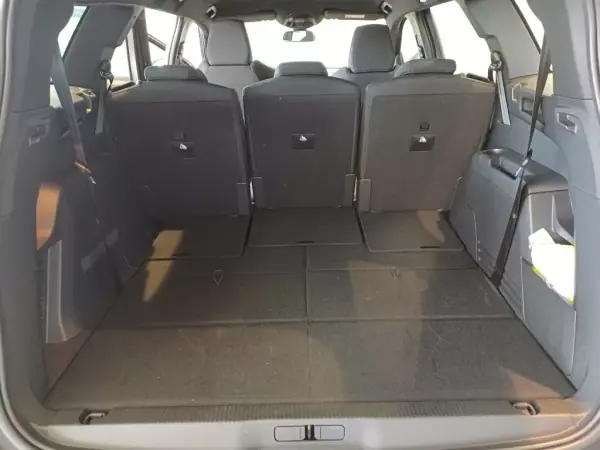 Peugeot 5008 2023 - 33500 EUR, 16000 km - AUTO.MOTO.pt - 16000km - foto 21 de 34